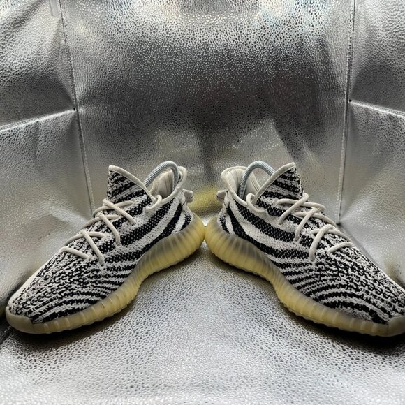 Size 7 Adidas Yeezy Boost 350 V2 Zebra White Black Mens Running Shoes CP9654 - Picture 5 of 11